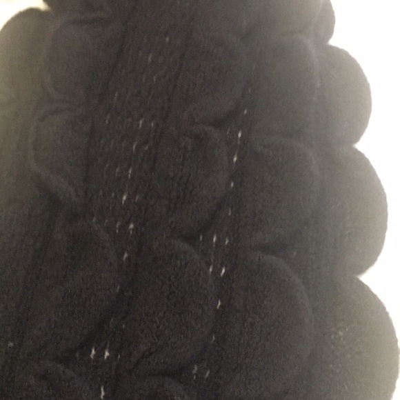 Pull Through Scraf - Picture 2 of 3